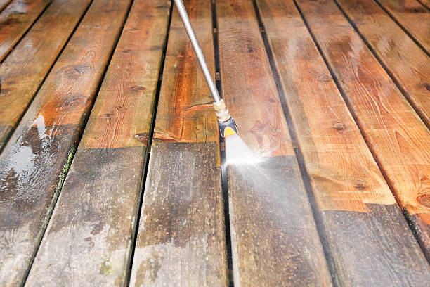 Best Pressure Washing Driveway  in Wauregan, CT